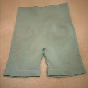 SHEIN SZ SMALL MINT GREEN BIKER SHORTS